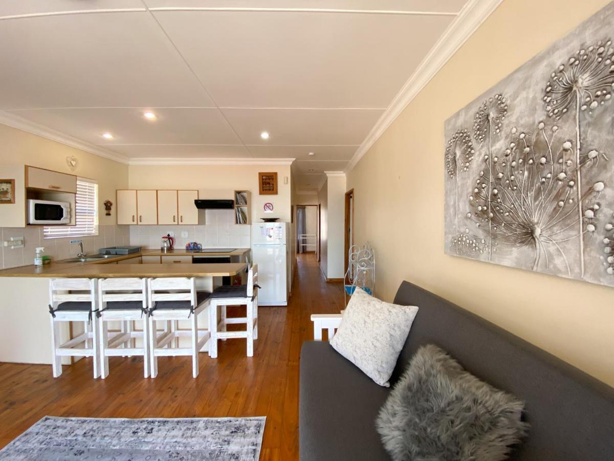 Bob Bouwer Sea View Apartment Bayview Екстериор снимка