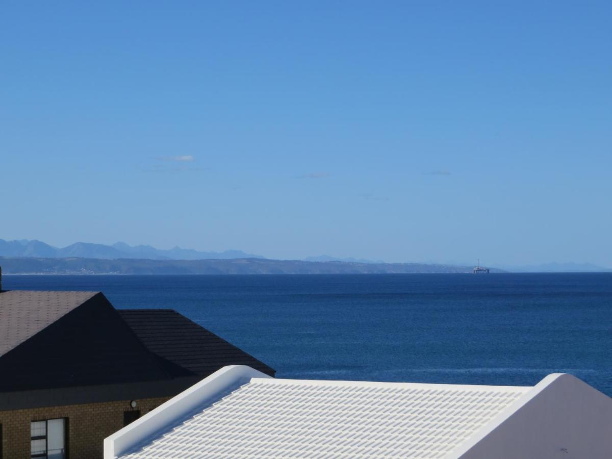 Bob Bouwer Sea View Apartment Bayview Екстериор снимка
